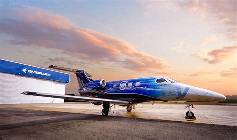 Embraer Phenom 100 EV debuts at NBAA 2016. The Embraer Phenom 100 EV will