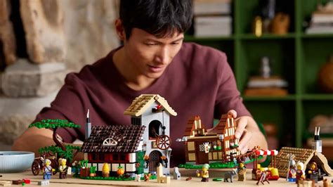 Will LEGO replace missing pieces from sets? - Dexerto