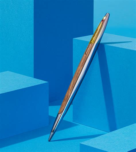 This magic inkless pen never needs a refill http:// - Worcester Herald