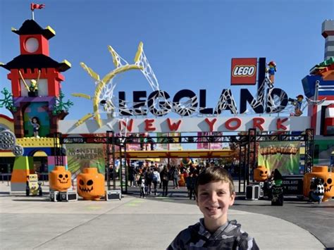 Hot LEGOLAND New York Tips: Build Your Kids Or AFOL The Best Day In ...