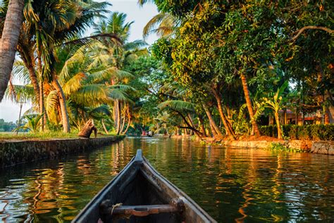 The Kerala Backwaters and How to Best Visit Them