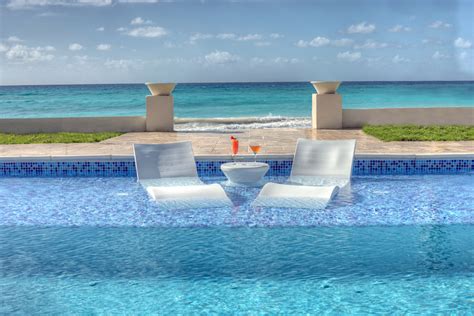 Sea Breeze Beach House: A New All-Inclusive in Barbados