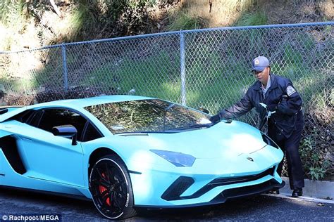 JUSTIN BIEBER parking ticket on a $200,000 Lamborghini. - Mix 105.1