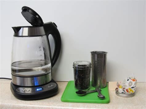 Know this appliance? How do I use it?: Chefman Precision Electric Kettle