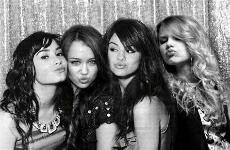 Taylor, Demi, Selena and Miley - Taylor Swift Photo (13923004) - Fanpop