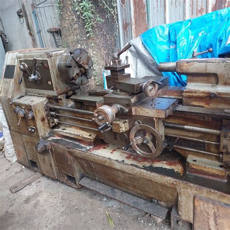 Lathe machine, Commercial & Industrial, Industrial Equipment on Carousell