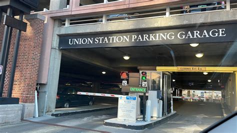 Amtrak Train Station New Haven CT Union Station Garage Long Term Parking - YouTube