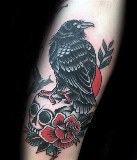 40 Traditional Crow Tattoo Designs for Men | Crow tattoo, Traditional ...