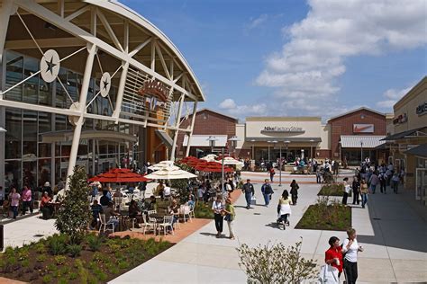 Houston Premium Outlets (Cypress) - Allt du behöver veta innan du ...