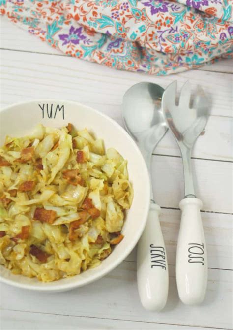 Keto Fried Cabbage with Bacon - MoscatoMom.com