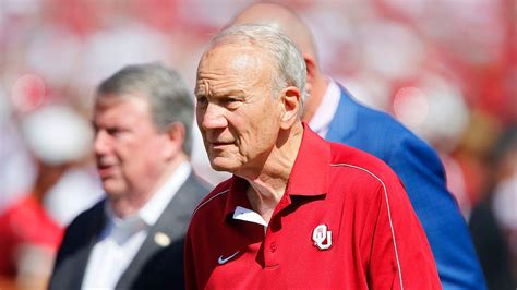 Super Bowl champion coach Barry Switzer makes stance on trans inclusion in women's sports clear ...