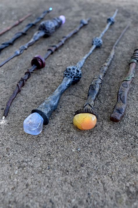 DIY Harry Potter Wands - Vintage Kitty