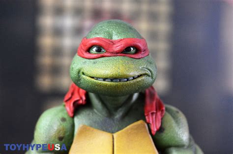 NECA Toys Teenage Mutant Ninja Turtles 1990 Movie Accessory Set Review