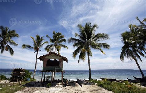 beach view in papua. Indonesia. 14629390 Stock Photo at Vecteezy