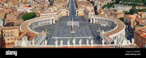 Aerial view of vatican city hi-res stock photography and images - Alamy