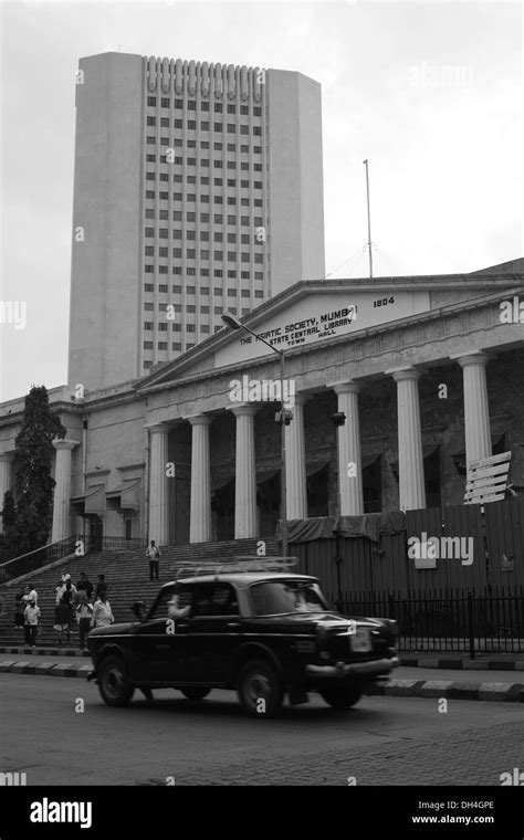 Rbi building mumbai india hi-res stock photography and images - Alamy