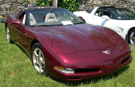 File:2004 Chevrolet Corvette 50th Anniversary.jpg - Wikimedia Commons