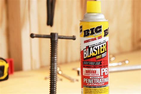 PB Blaster vs WD40 vs Penetrating Oil: Is PB Blaster Better?