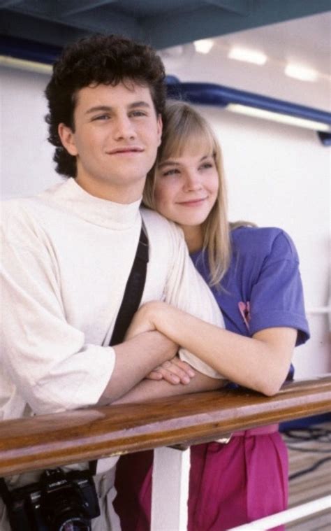 Kirk Cameron and Julie McCullough on location for Growing Pains in 1989 | Schauspieler