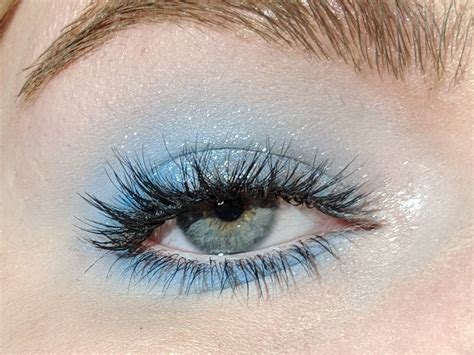 Sparkly Light Blue Eyeshadow Makeup Look | Makeup.com
