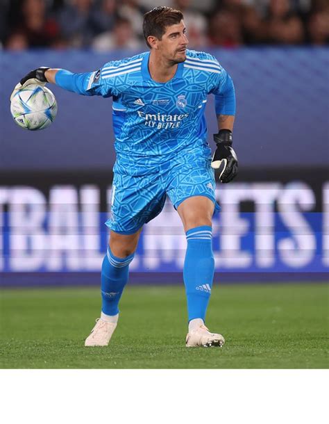 Real Madrid goalkeeper Courtois hits training pitch