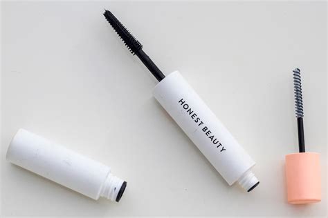 Honest Beauty Mascara Review - Cruelty Free Beauty Reviews