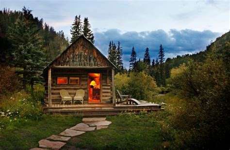 A Quiet Cabin On the Shores of Priest Lake, Idaho - Mountain Living in ...