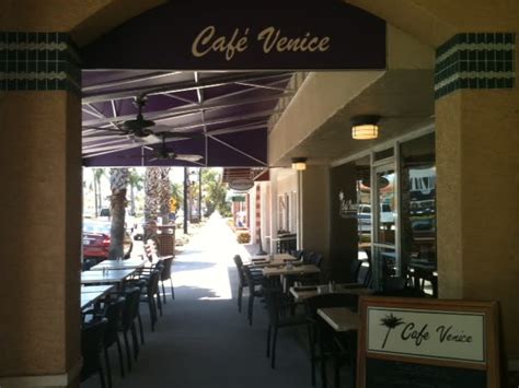 Cafe Venice in Venice | VISIT FLORIDA