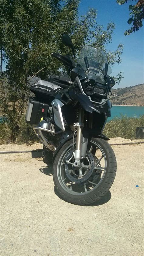 BMW R1200GS Review | BMW Bike Reviews | Devitt