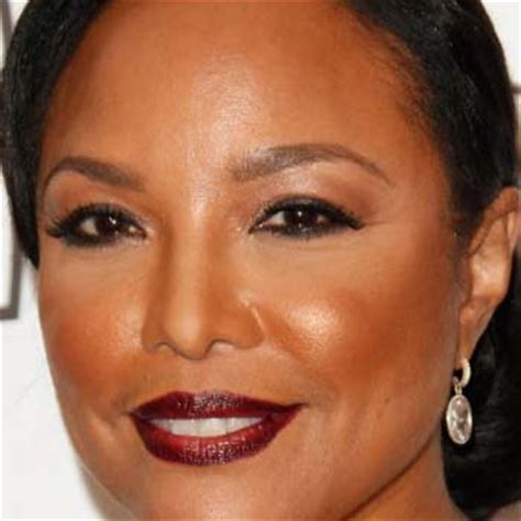 Lynn Whitfield Bio - Net Worth, Age, Family, Divorce, Dating, Married ...