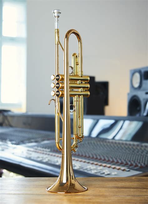 YTR-6335RC - Overview - Bb Trumpets - Trumpets - Brass & Woodwinds - Musical Instruments ...