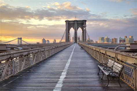 Top 10 Tips for Walking Across the Brooklyn Bridge