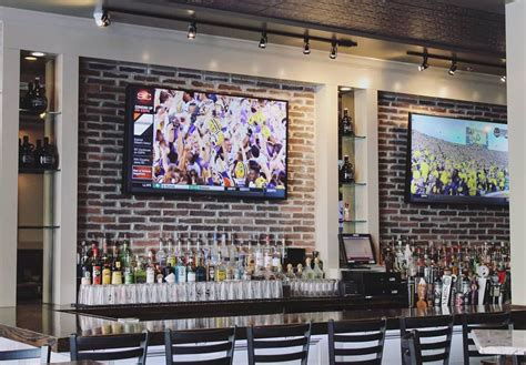 The Best Sports Bars in Philly to Watch NFL and College Football ...