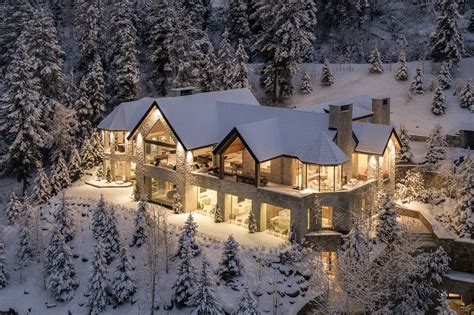 Ski Chalets in the World’s Top Winter Resorts - Christie’s International Real Estate