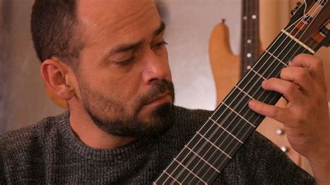 Dario Torres Guitar | AmeliaAndJP.com