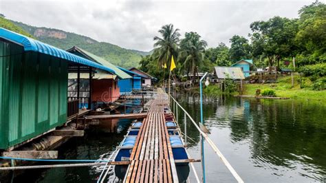 Walkway at a Floating Hotel in Kanchanaburi Stock Photo - Image of landscape, outdoors: 141957358