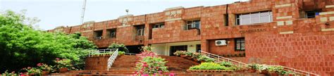 Jawaharlal Nehru University, New Delhi, New Delhi - Admission, Courses ...