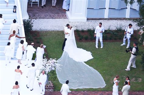 The Best Details From Jennifer Lopez and Ben Affleck’s Wedding, So Far | Vanity Fair