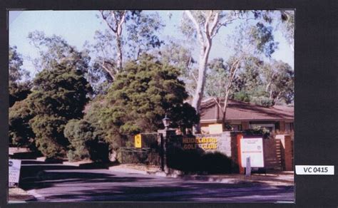 Photograph, Main Road entrance to Heidelberg Golf Club, 1998