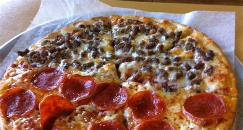 The 8 Best Pizza Places Near Atlantic City NJ #pizza Whether youre a ...