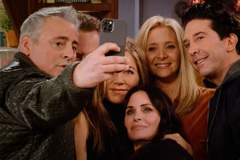 Friends: The Reunion on HBO Max review: Empty, nostalgic comfort - Vox