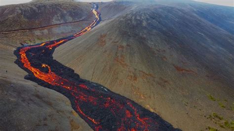 VIDEO: Volca-No! Terrifying Footage Of Lava Flow Released To Scare Off Crater Hunters ...