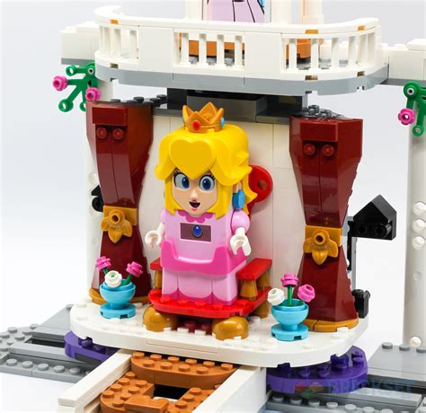 LEGO 71408 Princess Peach's Castle review | Brickset