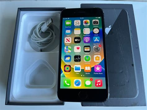 iPhone 8 64gb UNLOCKED | in Newham, London | Gumtree