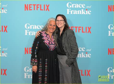 Jane Fonda & Lily Tomlin Celebrate Sixth Season of 'Grace And Frankie ...