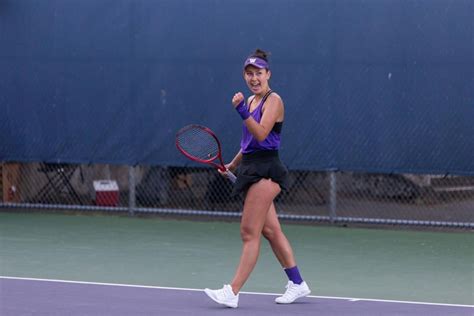 Huskies dominate in opening round of the NCAA’s | Local Sports | dailyuw.com