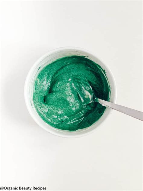 Hair Mask with Yogurt and Spirulina | Organic Beauty Recipes