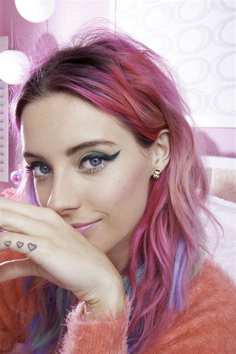 Is there anyone more fun or adorable than Chloe Norgaard and her colorful locks? New Hair, Hair ...