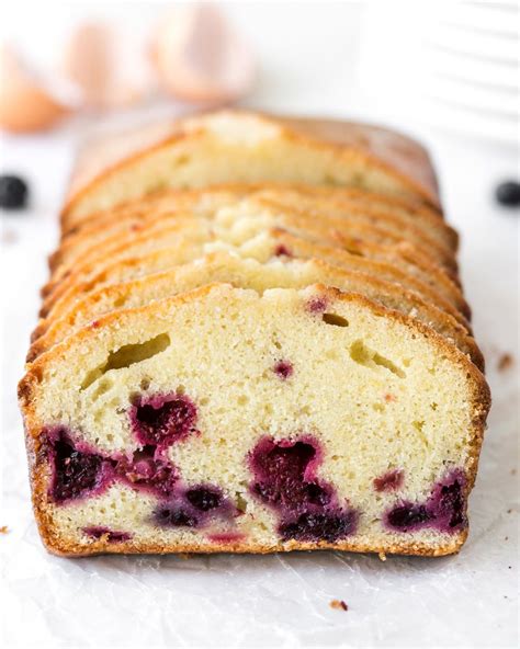 triple berry creme fraiche cake | Recipe | Creme fraiche dessert, Creme fraiche recipes, Creme ...