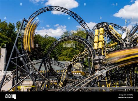 The smiler roller coaster ride hi-res stock photography and images - Alamy